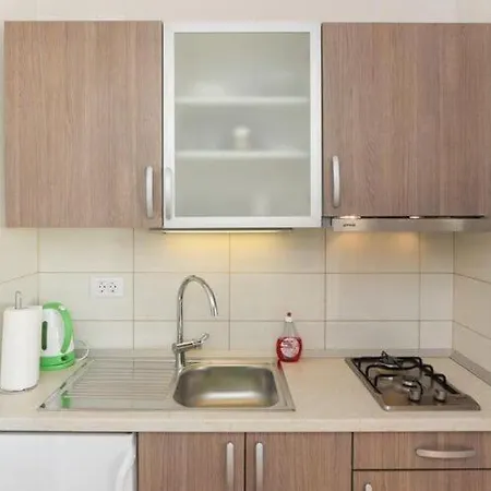 Stipo - One Bedroom With Terrace And Sea View A4 Apartman Drače