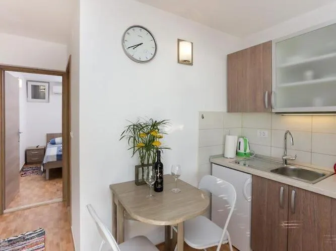Stipo - One Bedroom With Terrace And Sea View A4 아파트 Drače
