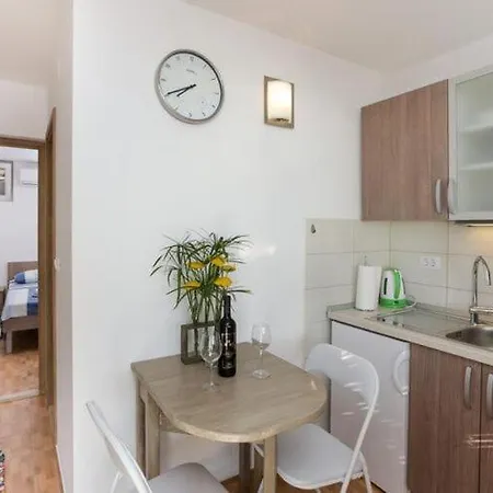 Stipo - One Bedroom With Terrace And Sea View A4 Apartamento Drače